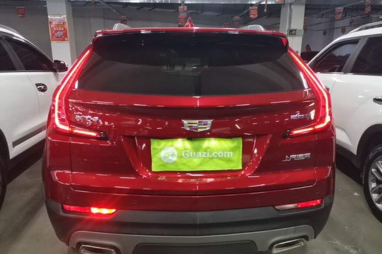 Used Cadillac XT4 2022 28T Two-Wheel-Drive Luxury Version Rear