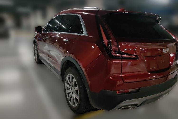 Used Cadillac XT4 2022 28T Two-Wheel-Drive Luxury Version Rear Left 45 Deg