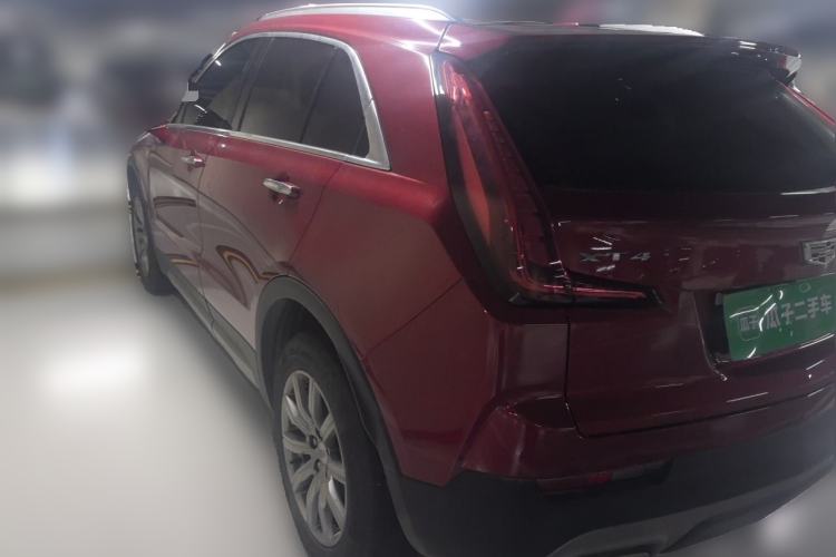 Used Cadillac XT4 2022 28T Two-Wheel-Drive Luxury Version Rear Left 45 Deg
