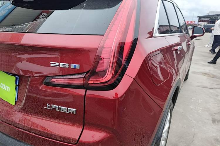 Used Cadillac XT4 2022 28T Two-Wheel Drive Fashion Edition Right Rear Taillight