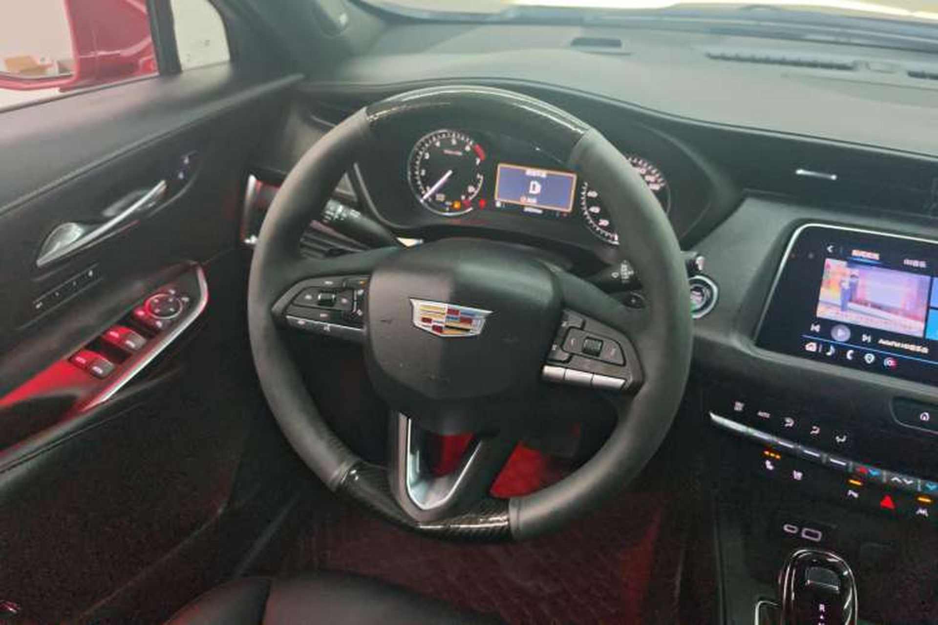 Used Cadillac XT4 2022 28T Two-Wheel Drive Prestige Version Steering Wheel