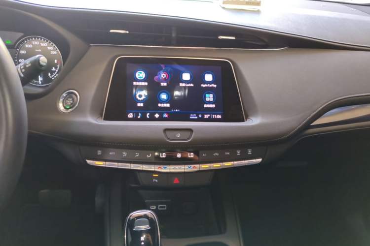 Used Cadillac XT4 2022 28T Two-Wheel Drive Fashion Edition Audio And AC Panel