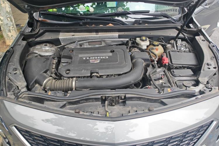 Used Cadillac XT4 2022 28T Two-Wheel Drive Prestige Version Engine Bay