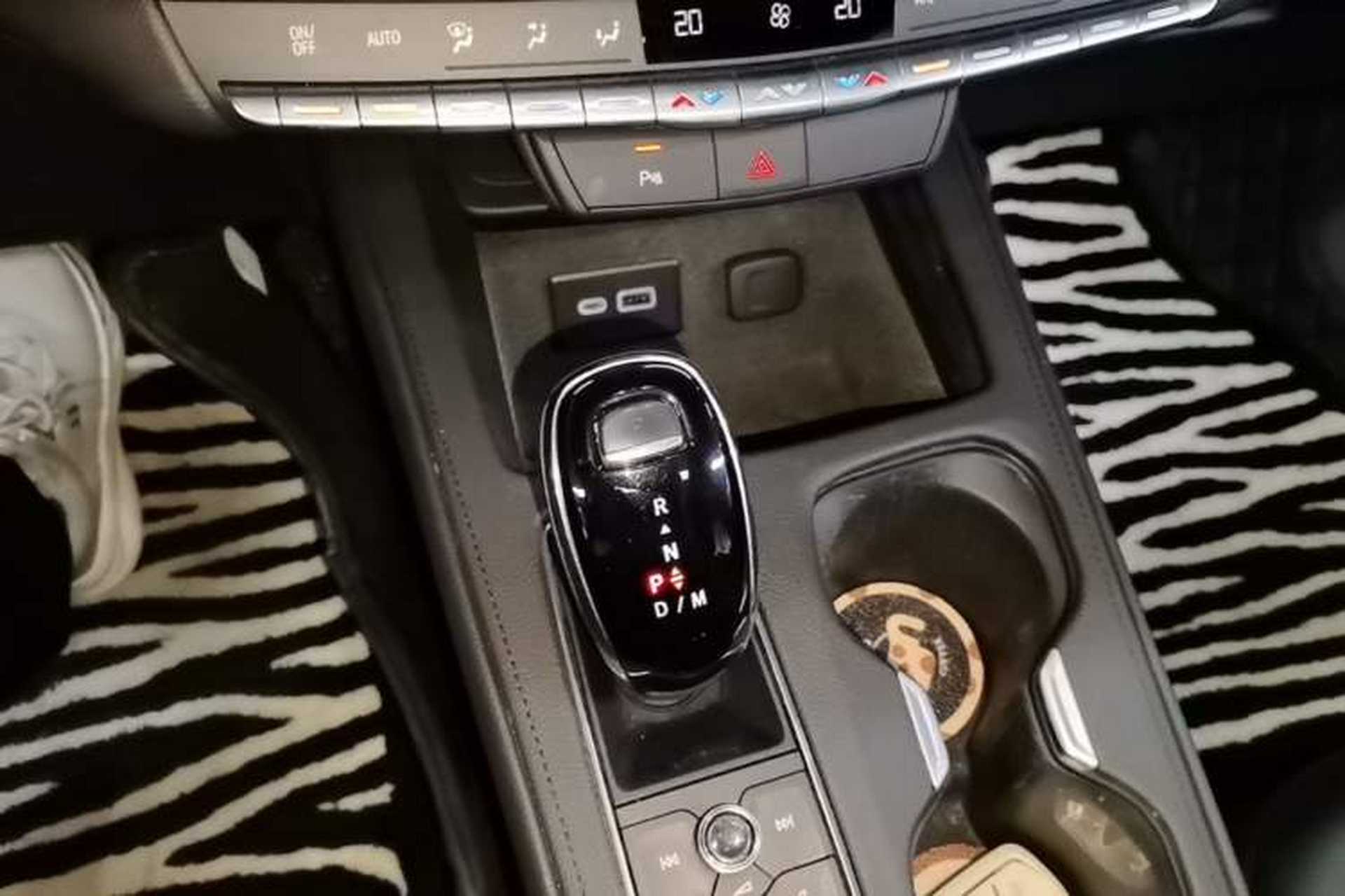 Used Cadillac XT4 2022 28T Two-Wheel Drive Fashion Edition Gear Lever