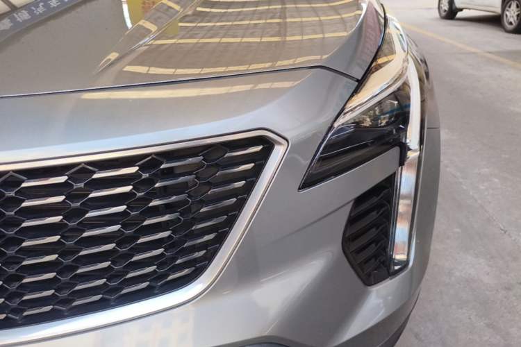 Used Cadillac XT4 2022 28T Two-Wheel Drive Fashion Edition Left Front Headlight