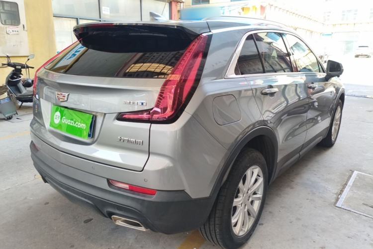 Used Cadillac XT4 2022 28T Two-Wheel Drive Fashion Edition Rear Right 45 Deg