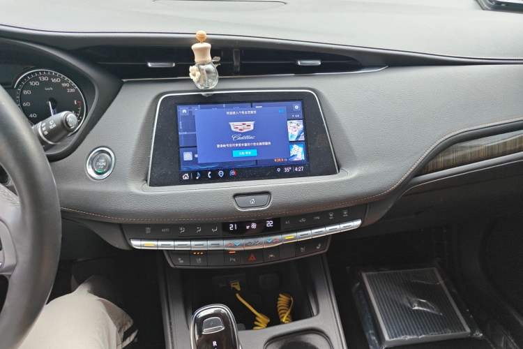 Used Cadillac XT4 2022 28T Two-Wheel Drive Prestige Version Audio And AC Panel