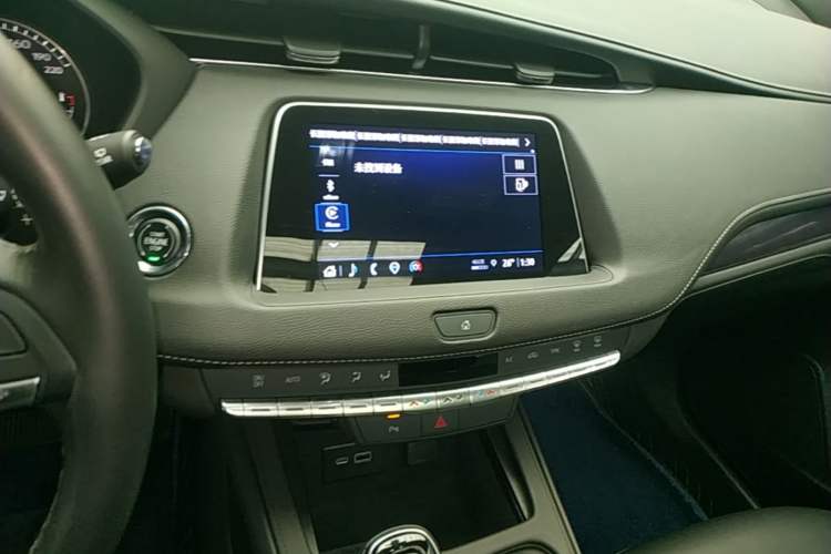 Used Cadillac XT4 2022 28T Two-Wheel Drive Fashion Edition Audio And AC Panel
