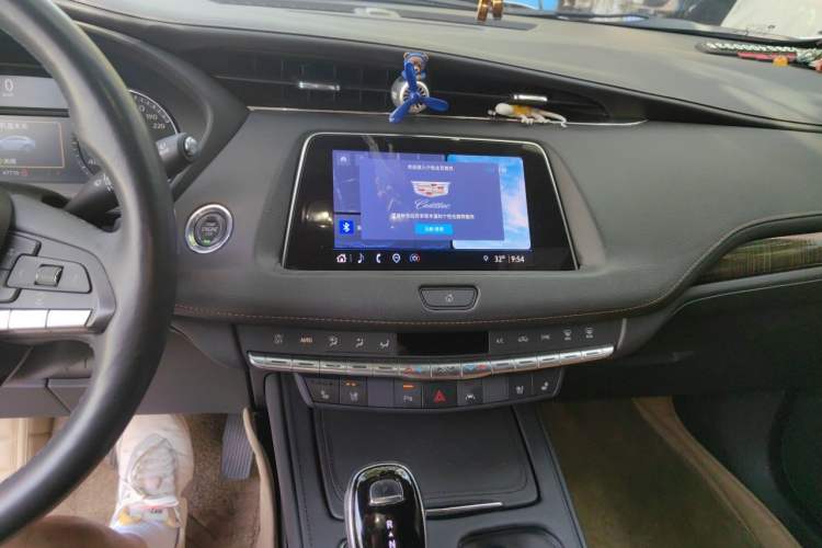 Used Cadillac XT4 2022 28T Two-Wheel Drive Fashion Edition Audio And AC Panel