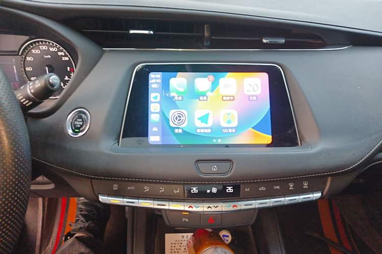 Used Cadillac XT4 2022 28T Two-Wheel Drive Fashion Edition Audio And AC Panel