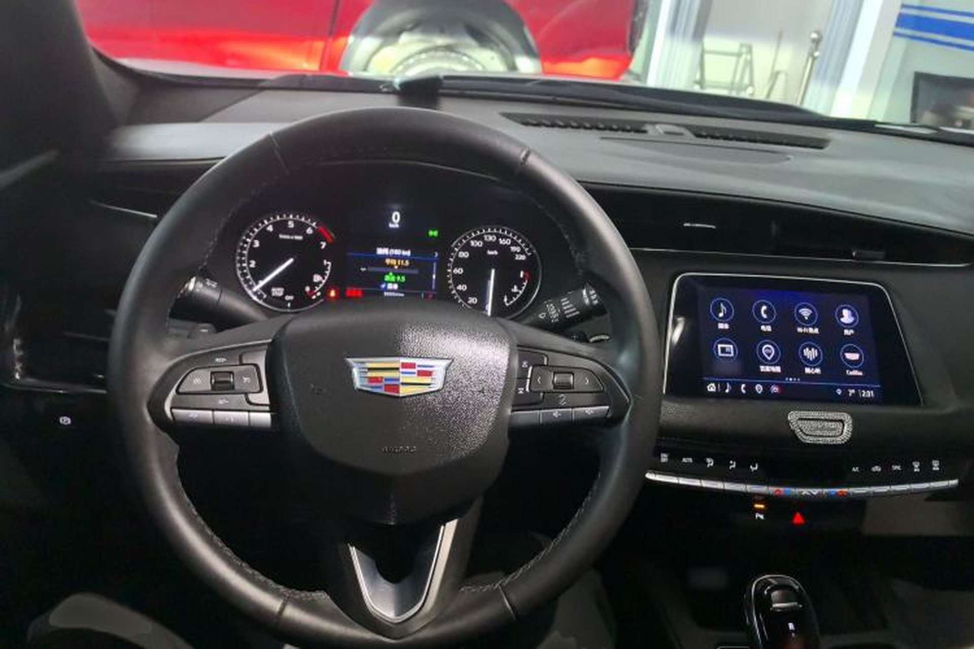Used Cadillac XT4 2022 28T Two-Wheel Drive Fashion Edition Center Console