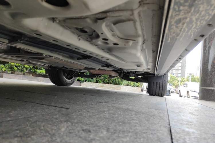 Used Cadillac XT4 2022 28T Two-Wheel-Drive Luxury Version Chassis Front Left