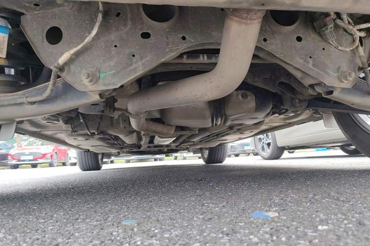 Used Cadillac XT4 2022 28T Two-Wheel Drive Fashion Edition Chassis Rear