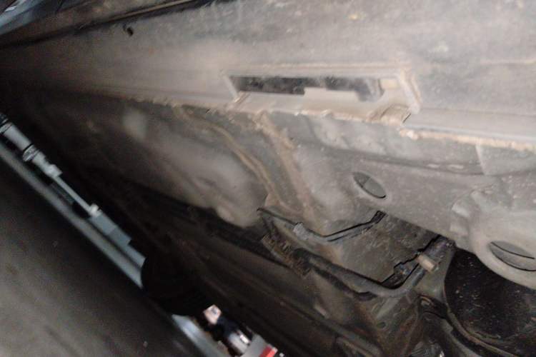 Used Cadillac XT4 2022 28T Two-Wheel Drive Fashion Edition Chassis Rear Left