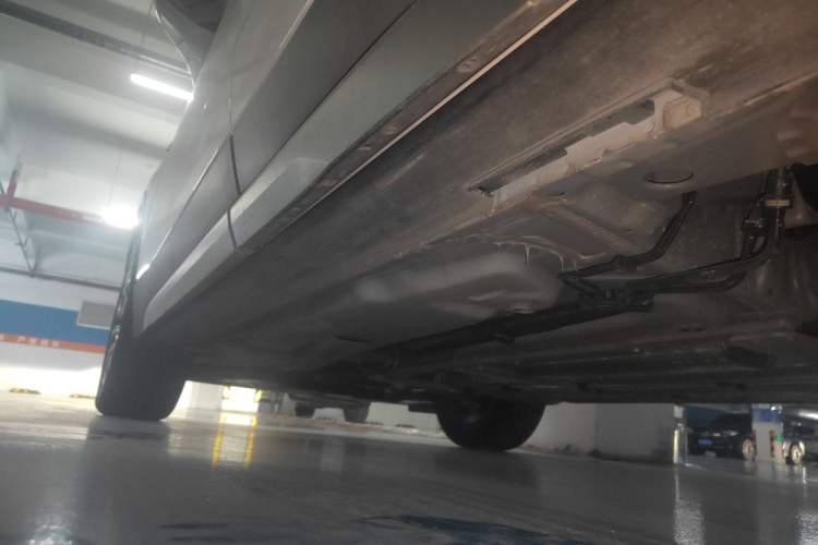 Used Cadillac XT4 2022 28T Two-Wheel-Drive Luxury Version Chassis Rear Left