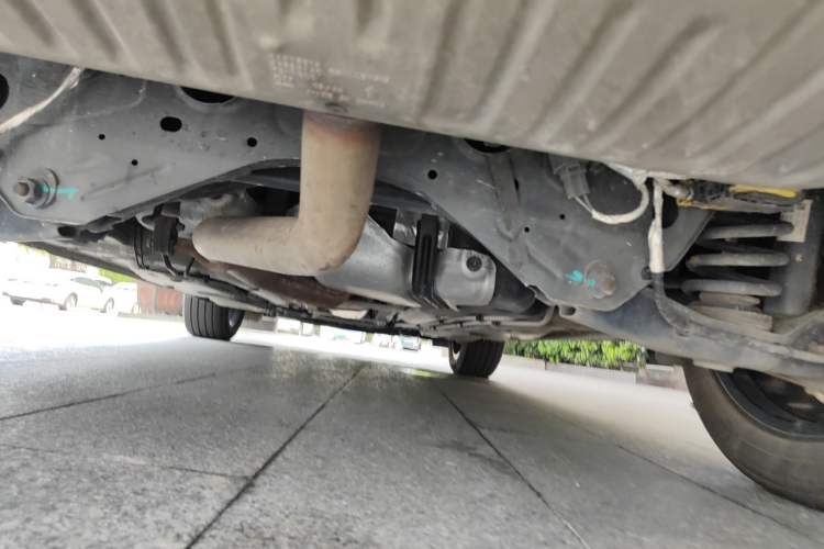 Used Cadillac XT4 2022 28T Two-Wheel-Drive Luxury Version Chassis Rear