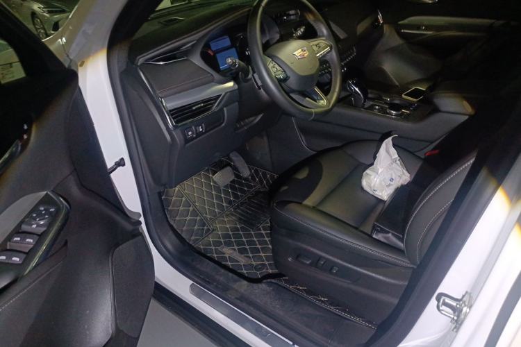 Used Cadillac XT4 2022 28T Two-Wheel-Drive Luxury Version Driver Seat
