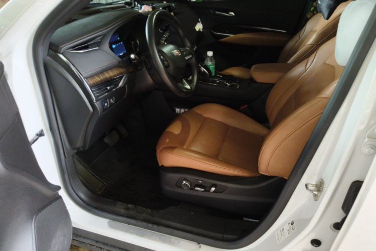 Used Cadillac XT4 2022 28T Two-Wheel Drive Prestige Version Driver Seat