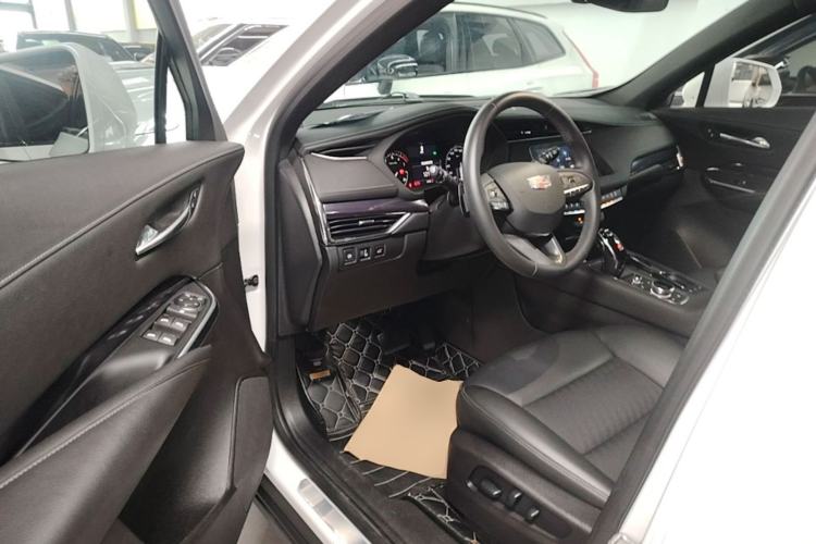 Used Cadillac XT4 2022 28T Two-Wheel Drive Fashion Edition Driver Seat