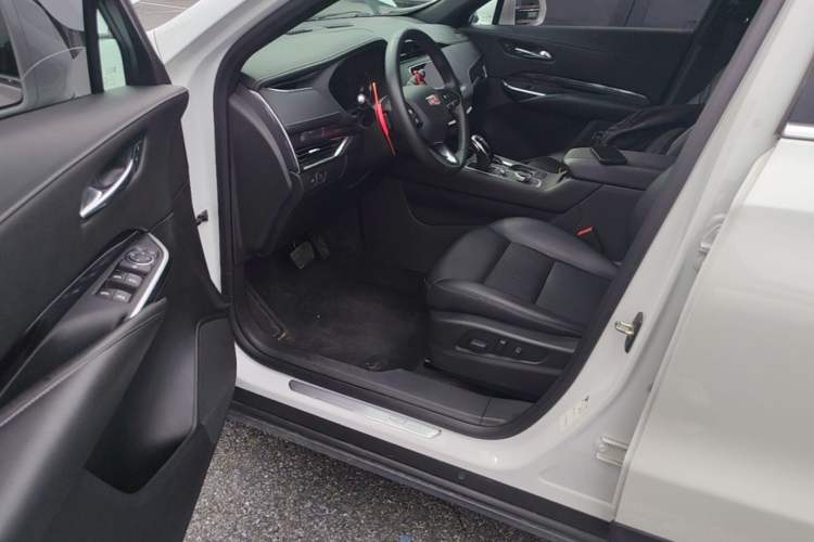 Used Cadillac XT4 2022 28T Two-Wheel Drive Fashion Edition Driver Seat