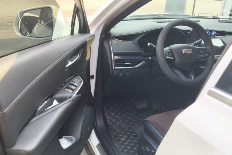 Used Cadillac XT4 2022 28T Two-Wheel Drive Fashion Edition Driver Seat