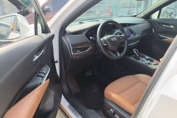 Used Cadillac XT4 2022 28T Two-Wheel Drive Prestige Version Driver Seat