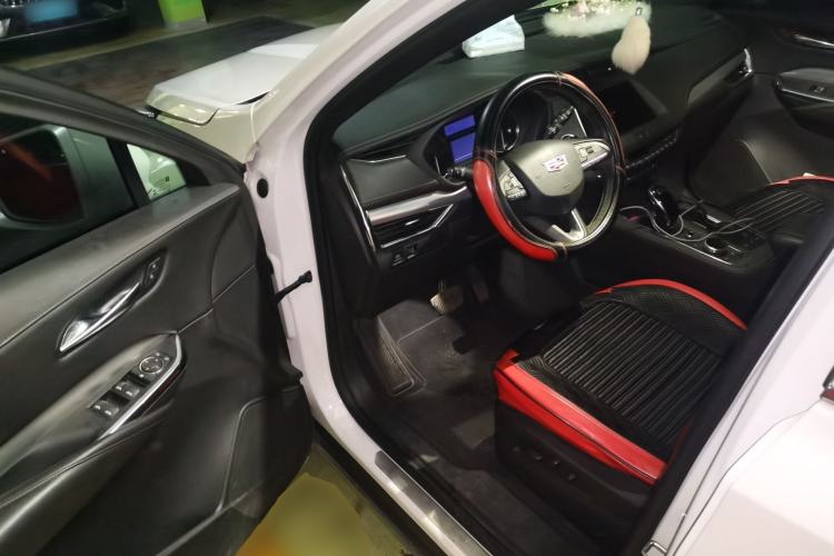 Used Cadillac XT4 2022 28T Two-Wheel-Drive Luxury Version Driver Seat