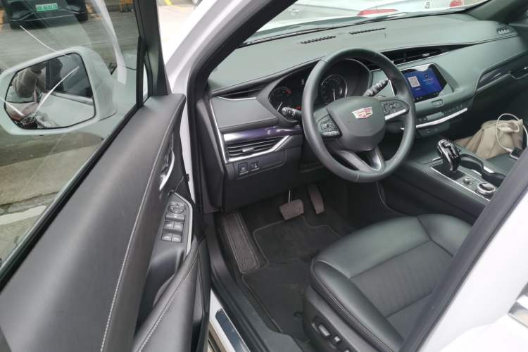 Used Cadillac XT4 2022 28T Two-Wheel Drive Fashion Edition Driver Seat