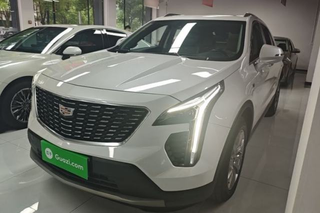 Used Cadillac XT4 2022 28T Two-Wheel-Drive Luxury Version