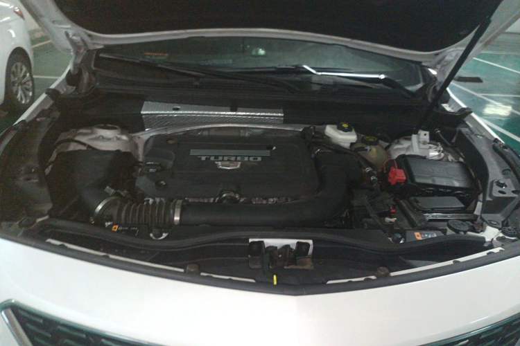 Used Cadillac XT4 2022 28T Two-Wheel Drive Fashion Edition Engine Bay