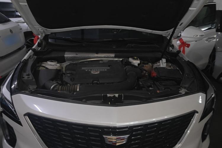 Used Cadillac XT4 2022 28T Two-Wheel Drive Fashion Edition Engine Bay