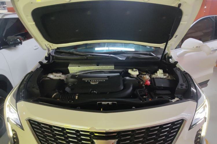 Used Cadillac XT4 2022 28T Two-Wheel Drive Prestige Version Engine Bay