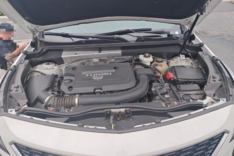 Used Cadillac XT4 2022 28T Two-Wheel Drive Fashion Edition Engine Bay