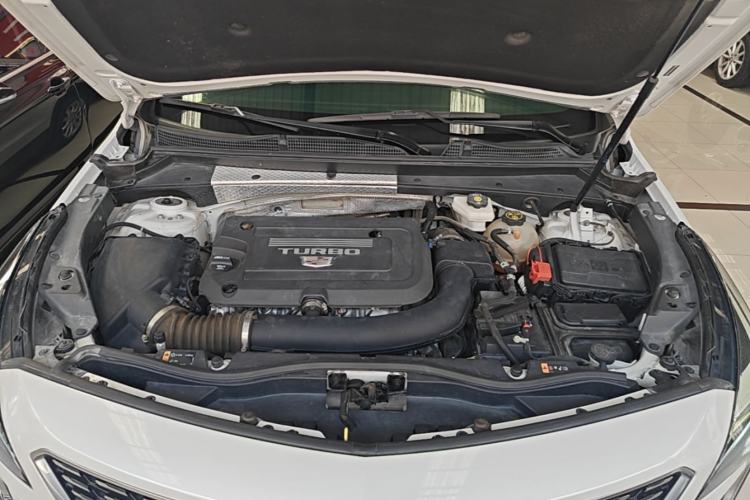 Used Cadillac XT4 2022 28T Two-Wheel Drive Fashion Edition Engine Bay