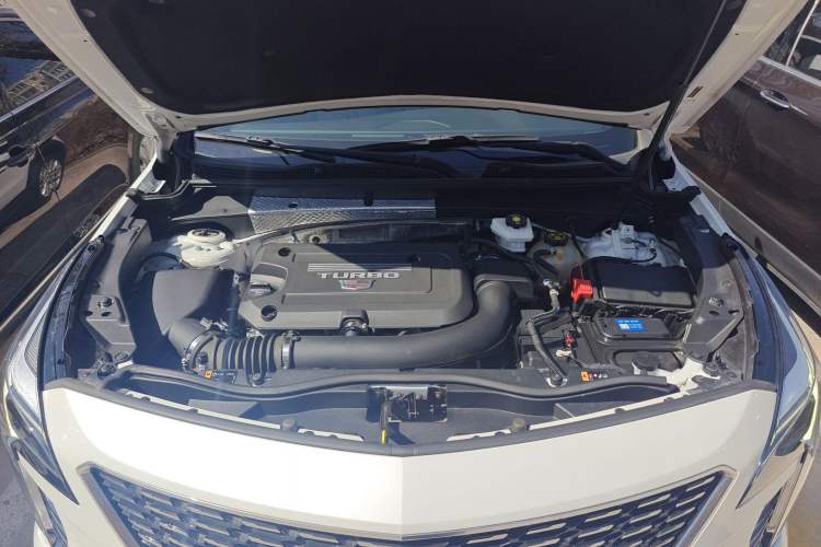 Used Cadillac XT4 2022 28T Two-Wheel Drive Fashion Edition Engine Bay