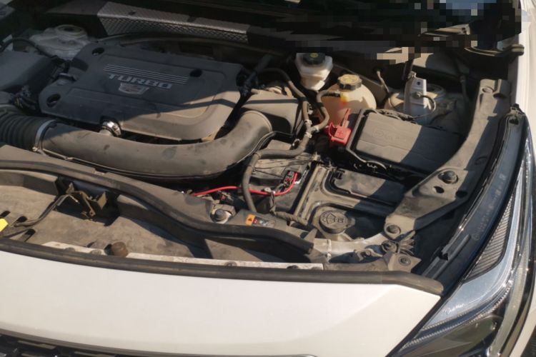 Used Cadillac XT4 2022 28T Two-Wheel Drive Fashion Edition Engine Bay Left