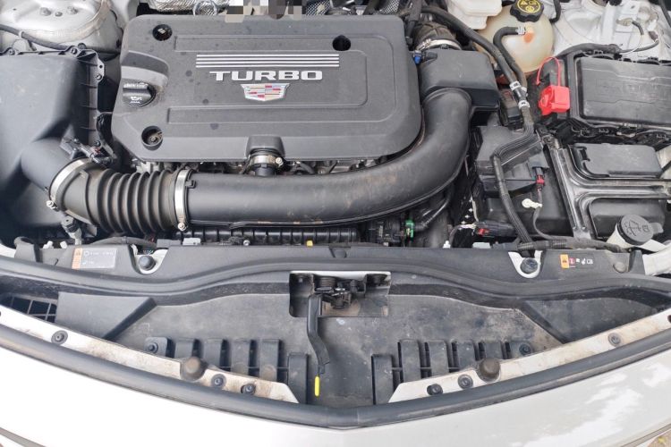Used Cadillac XT4 2022 28T Two-Wheel Drive Fashion Edition Engine Bay