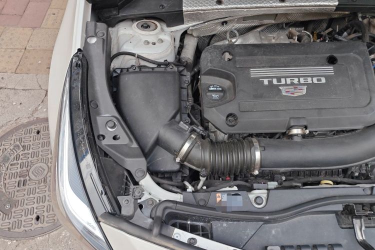 Used Cadillac XT4 2022 28T Two-Wheel Drive Prestige Version Engine Bay Right