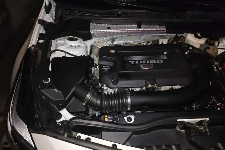 Used Cadillac XT4 2022 28T Two-Wheel Drive Fashion Edition Engine Bay Right