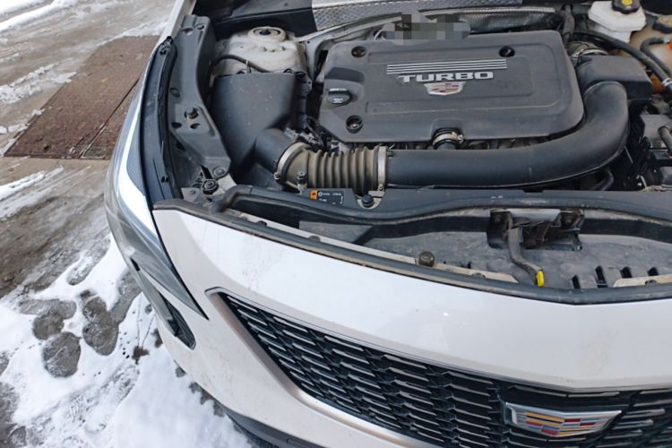 Used Cadillac XT4 2022 28T Two-Wheel Drive Fashion Edition Engine Bay Right