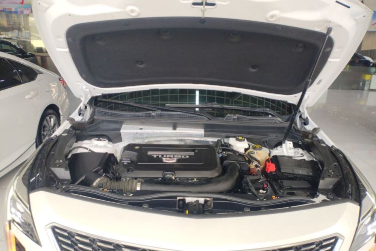 Used Cadillac XT4 2022 28T Two-Wheel Drive Fashion Edition Engine Bay