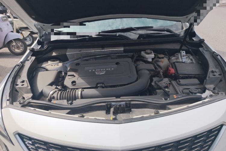 Used Cadillac XT4 2022 28T Two-Wheel Drive Fashion Edition Engine Bay