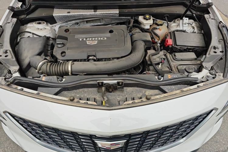 Used Cadillac XT4 2022 28T Two-Wheel Drive Fashion Edition Engine Bay