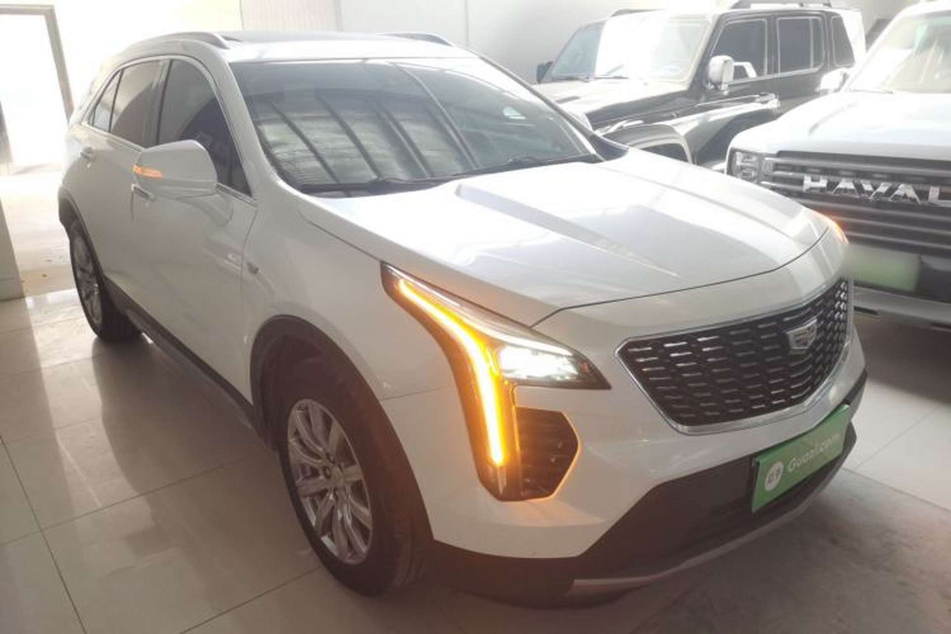 Used Cadillac XT4 2022 28T Two-Wheel-Drive Luxury Version Exterior 1