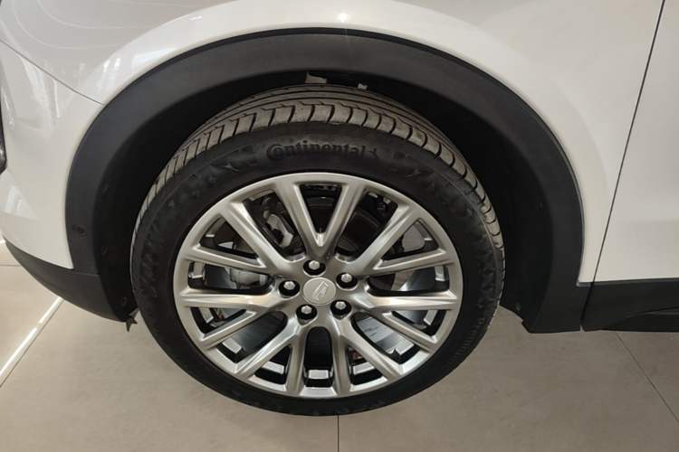 Used Cadillac XT4 2022 28T Four-Wheel Drive Platinum Edition Exterior 2