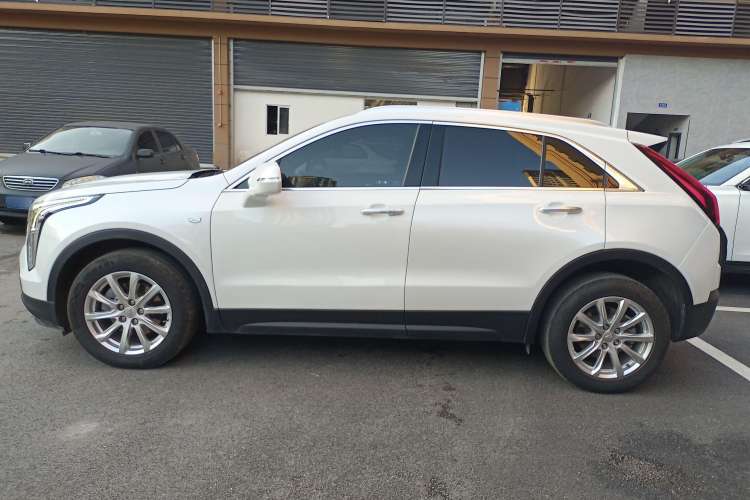 Used Cadillac XT4 2022 28T Two-Wheel Drive Fashion Edition Exterior 3