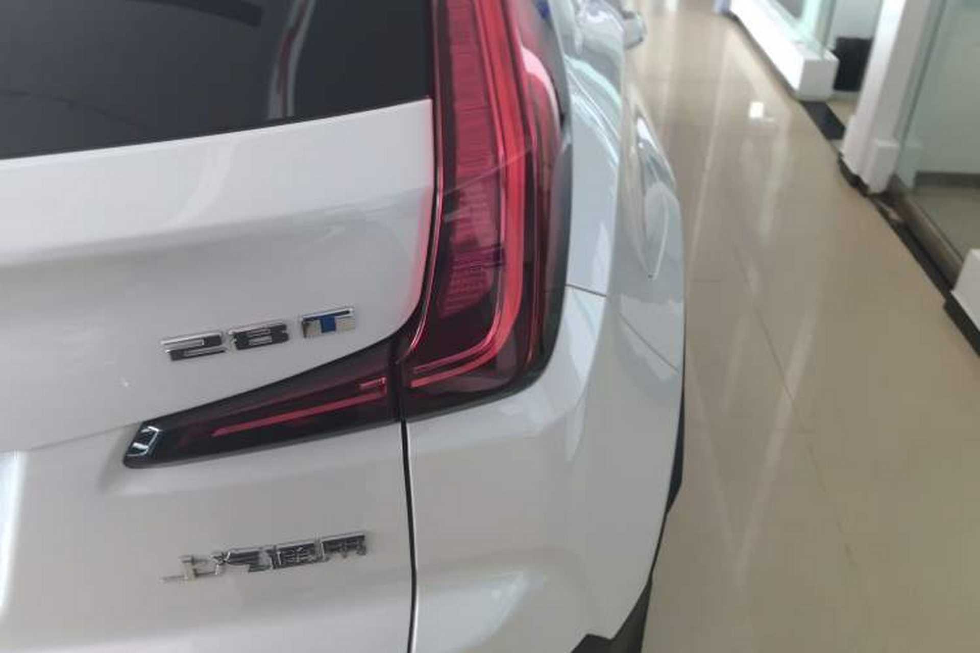 Used Cadillac XT4 2022 28T Two-Wheel Drive Fashion Edition Exterior 3