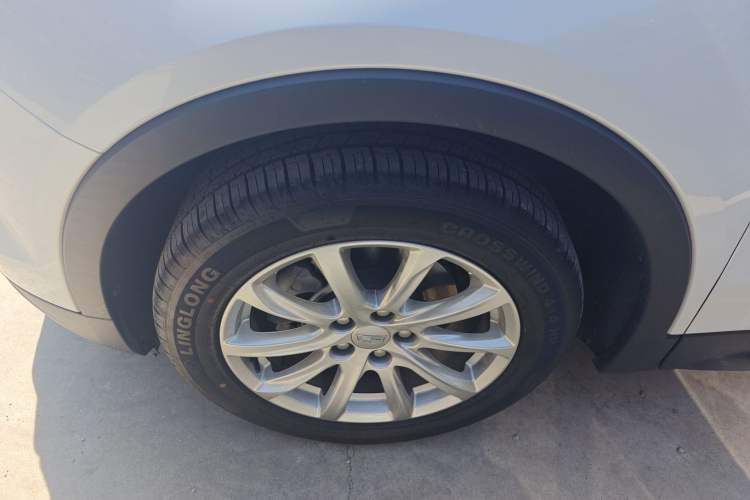 Used Cadillac XT4 2022 28T Two-Wheel Drive Fashion Edition Exterior 4
