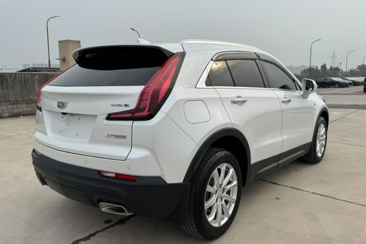 Used Cadillac XT4 2022 28T Two-Wheel Drive Fashion Edition Exterior 4
