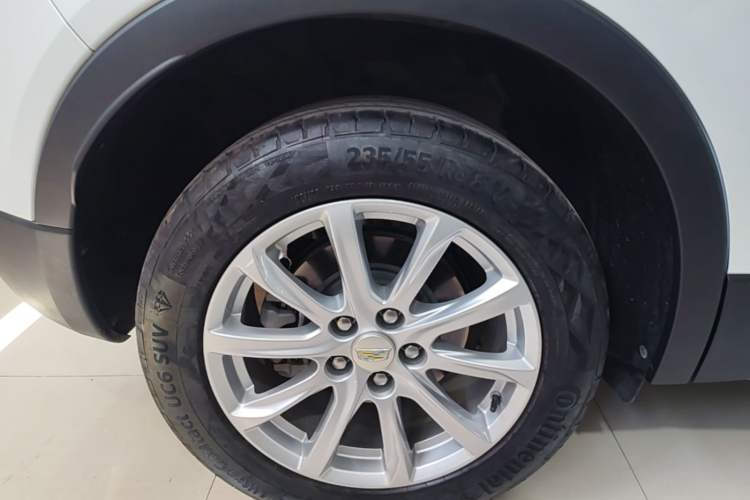 Used Cadillac XT4 2022 28T Two-Wheel Drive Fashion Edition Exterior 5